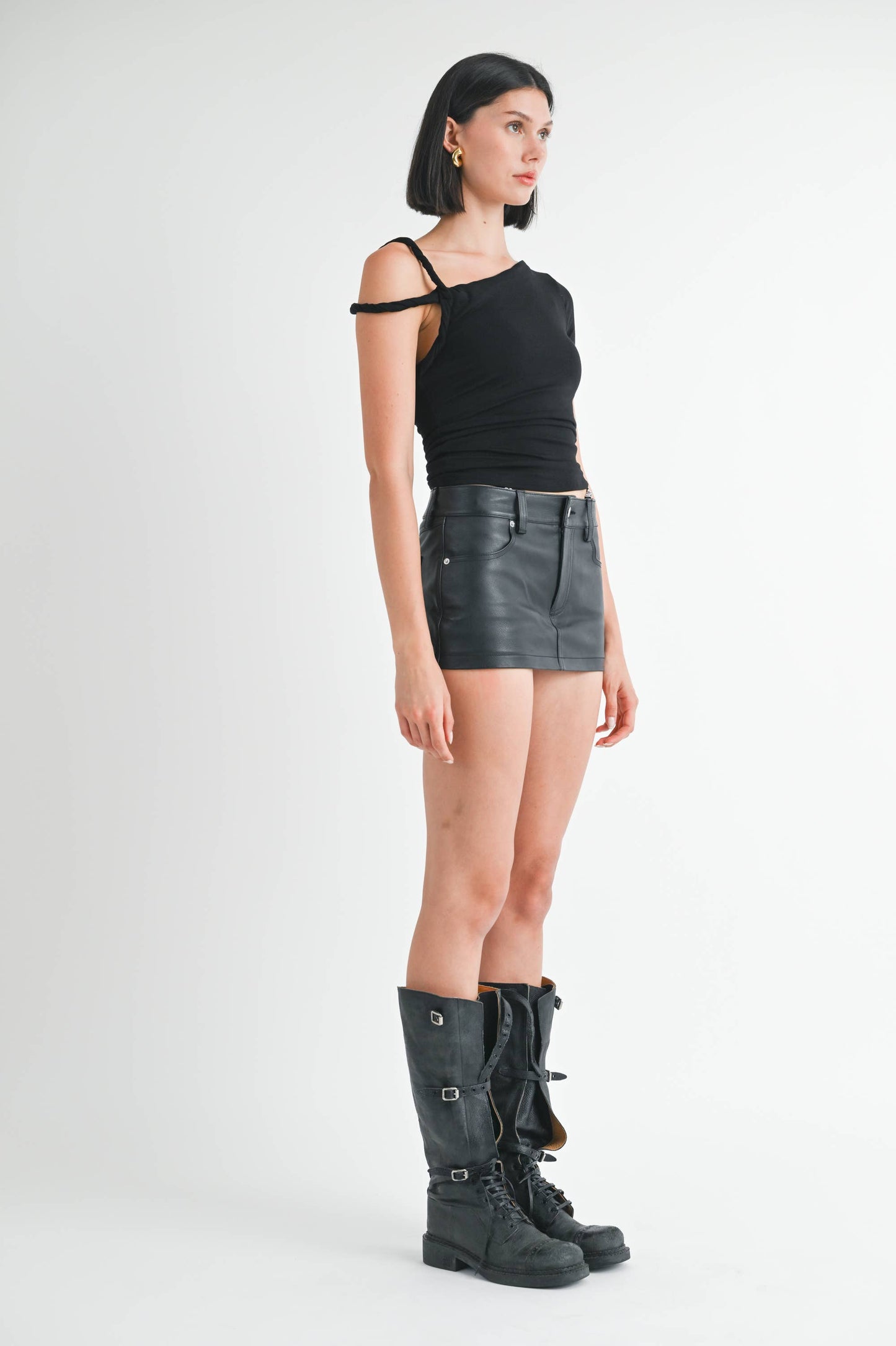 Farron Twist Tee