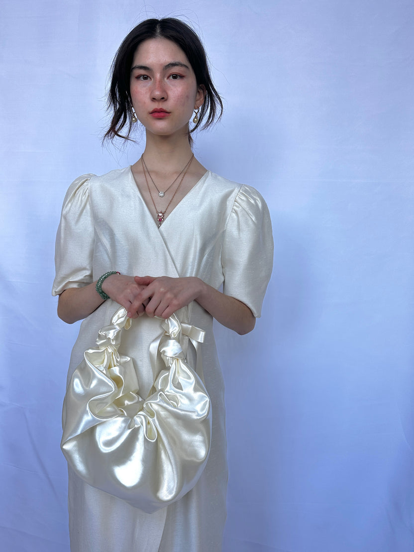 Room Shop Knot Croissant Bag