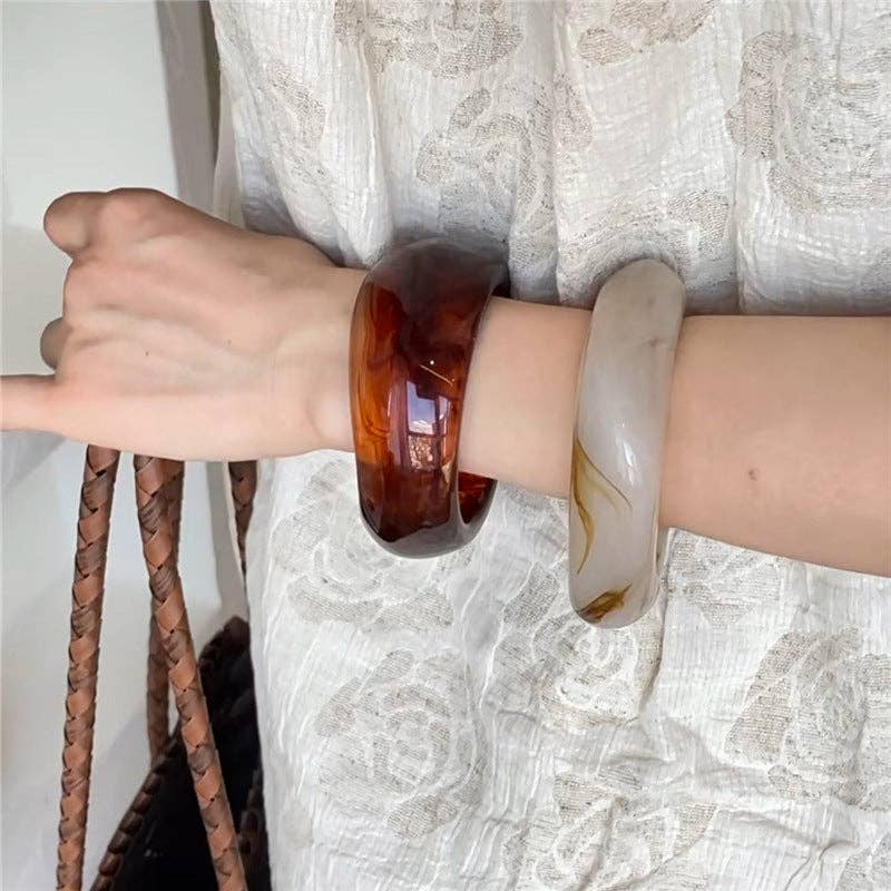 Irregular Chunky Acrylic Bracelet