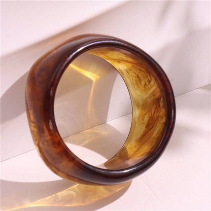 Irregular Chunky Acrylic Bracelet