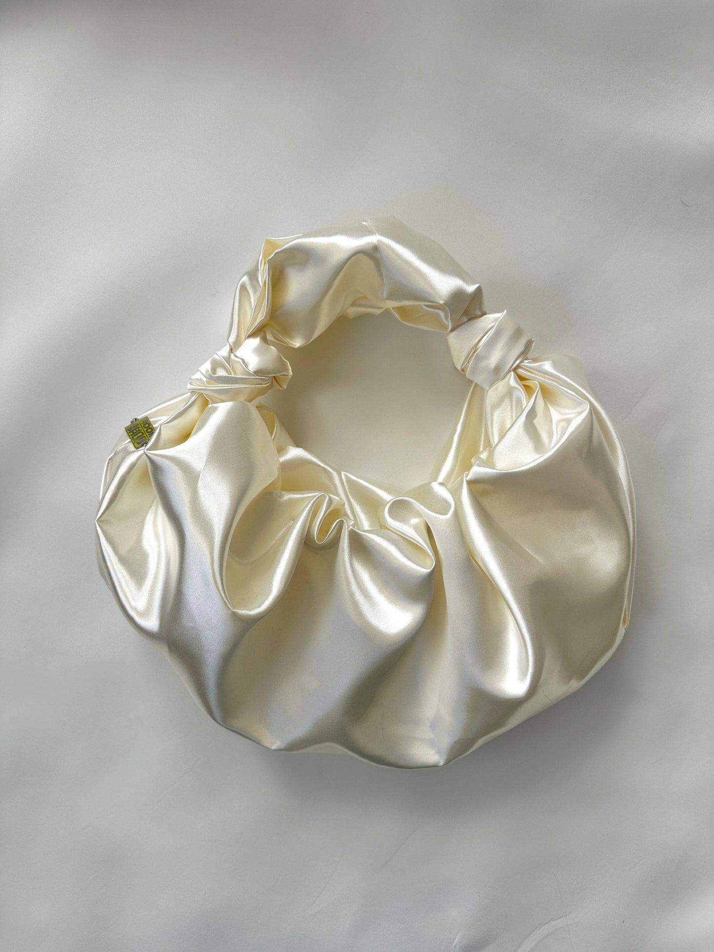 Room Shop Knot Croissant Bag