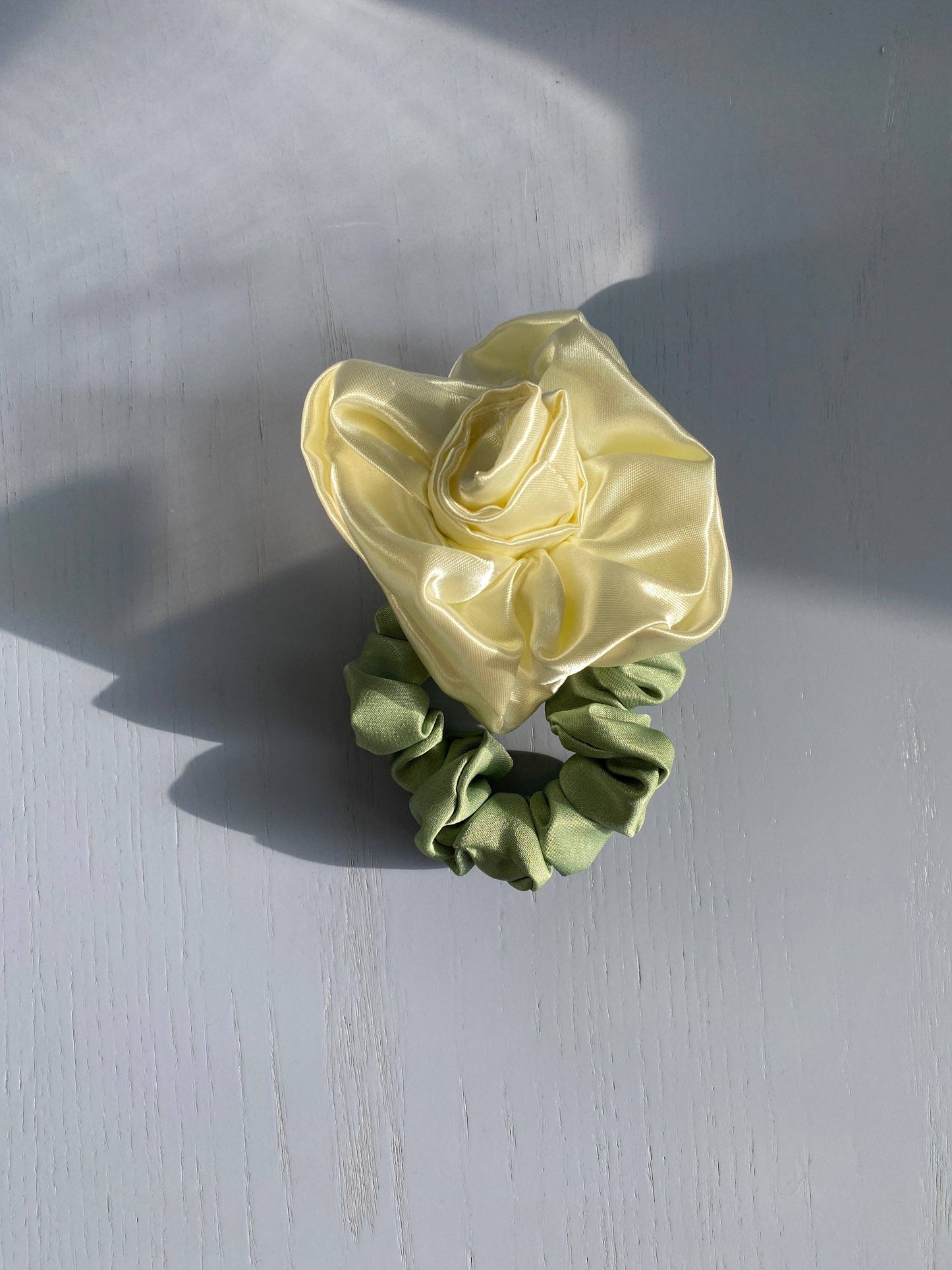 Room Shop Rosette Scrunchie