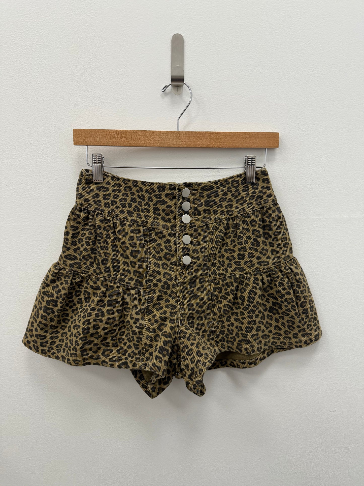 Geneva Leopard Flare Shorts
