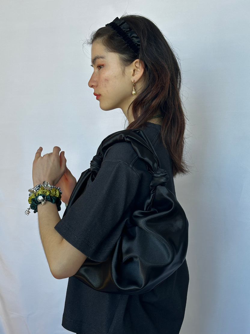 Room Shop Knot Croissant Bag