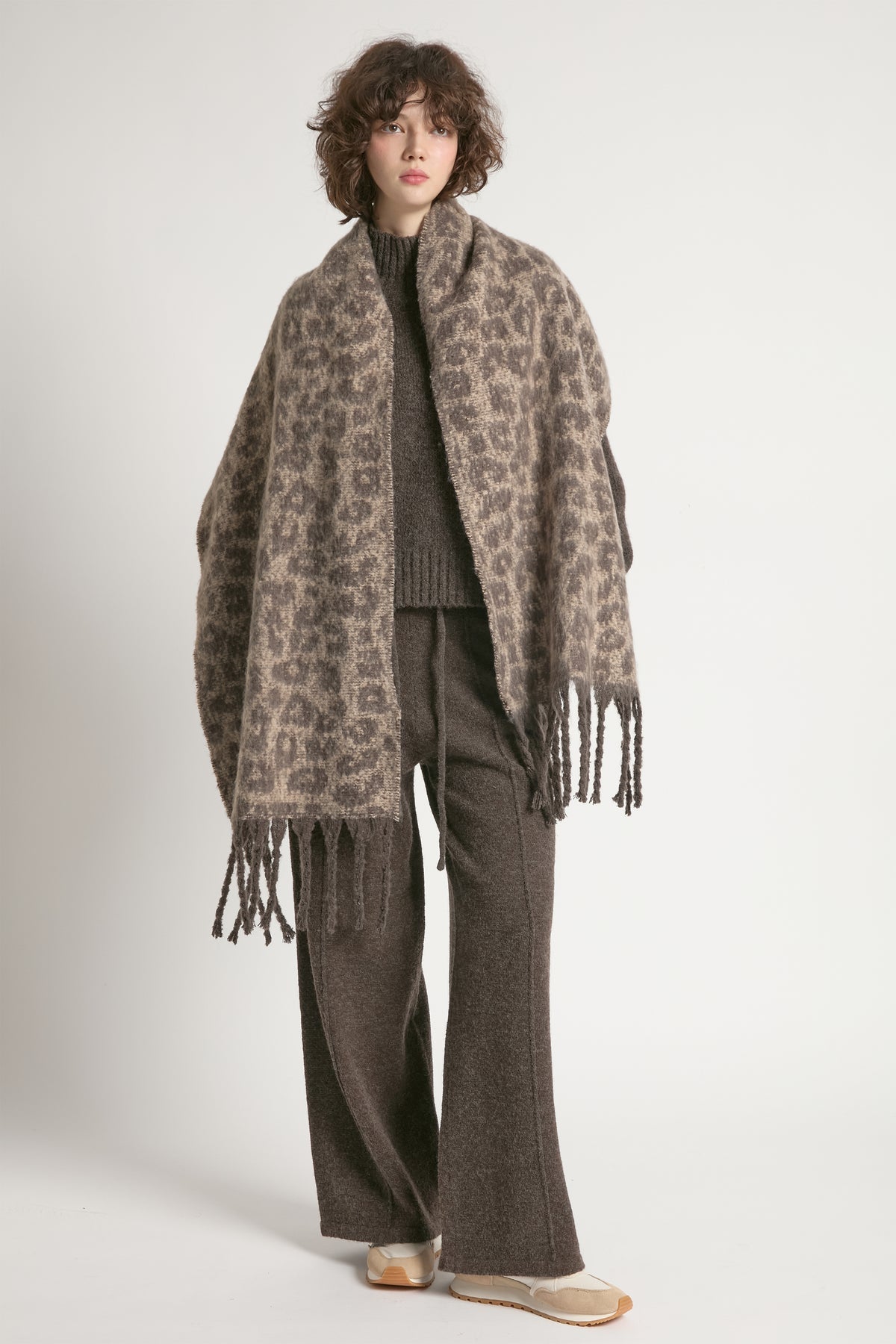 Look By M Knitted Animal Print Tassel Scarf