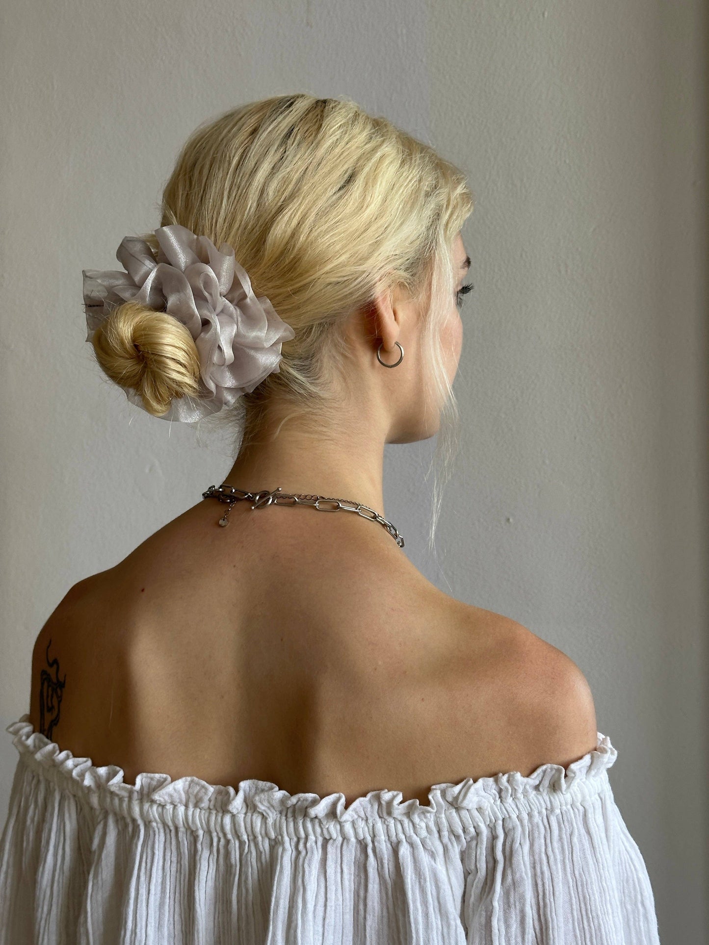 Room Shop Cloud Ruffle Scrunchie