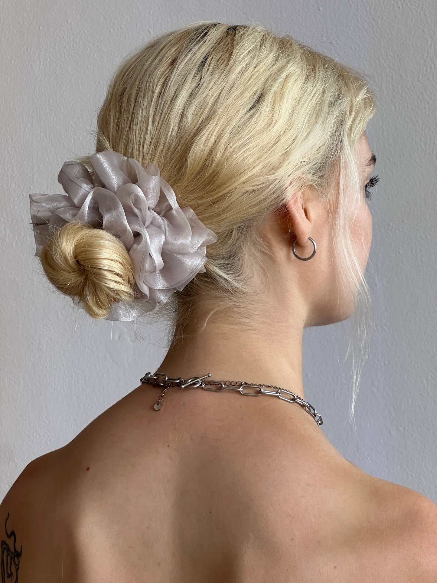 Room Shop Cloud Ruffle Scrunchie