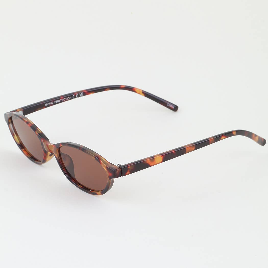 Modern Chic Oval Sunglasses
