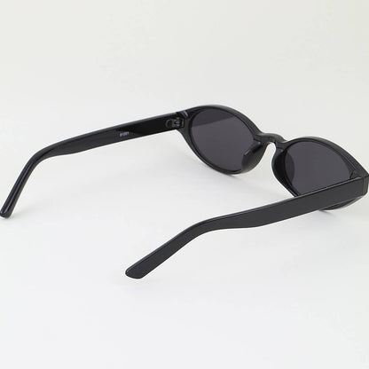Star Bedazzled Round Sunglasses