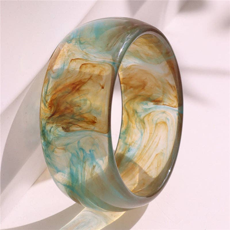 Irregular Chunky Acrylic Bracelet
